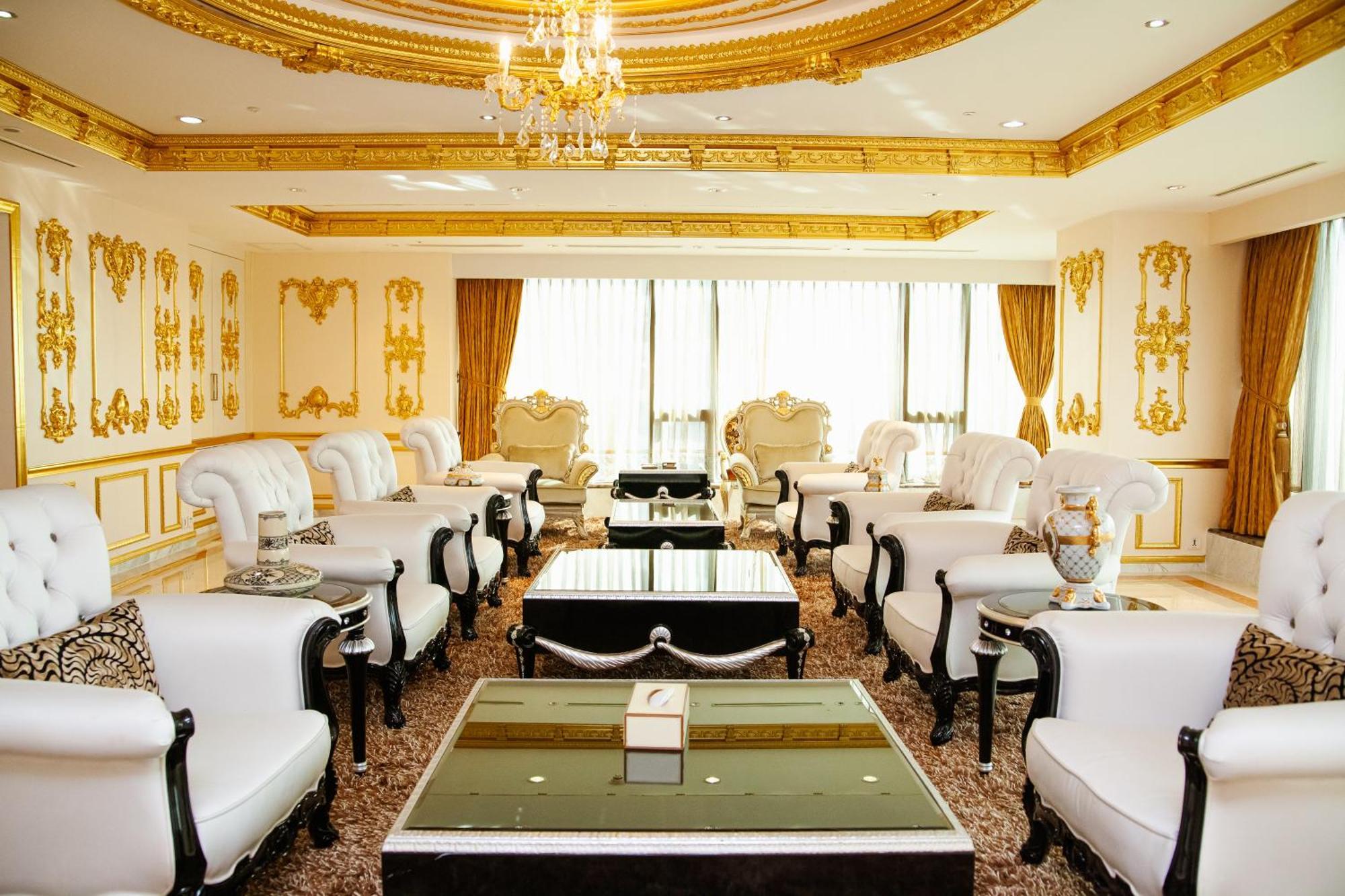 Grand Plaza 5* Hanoï