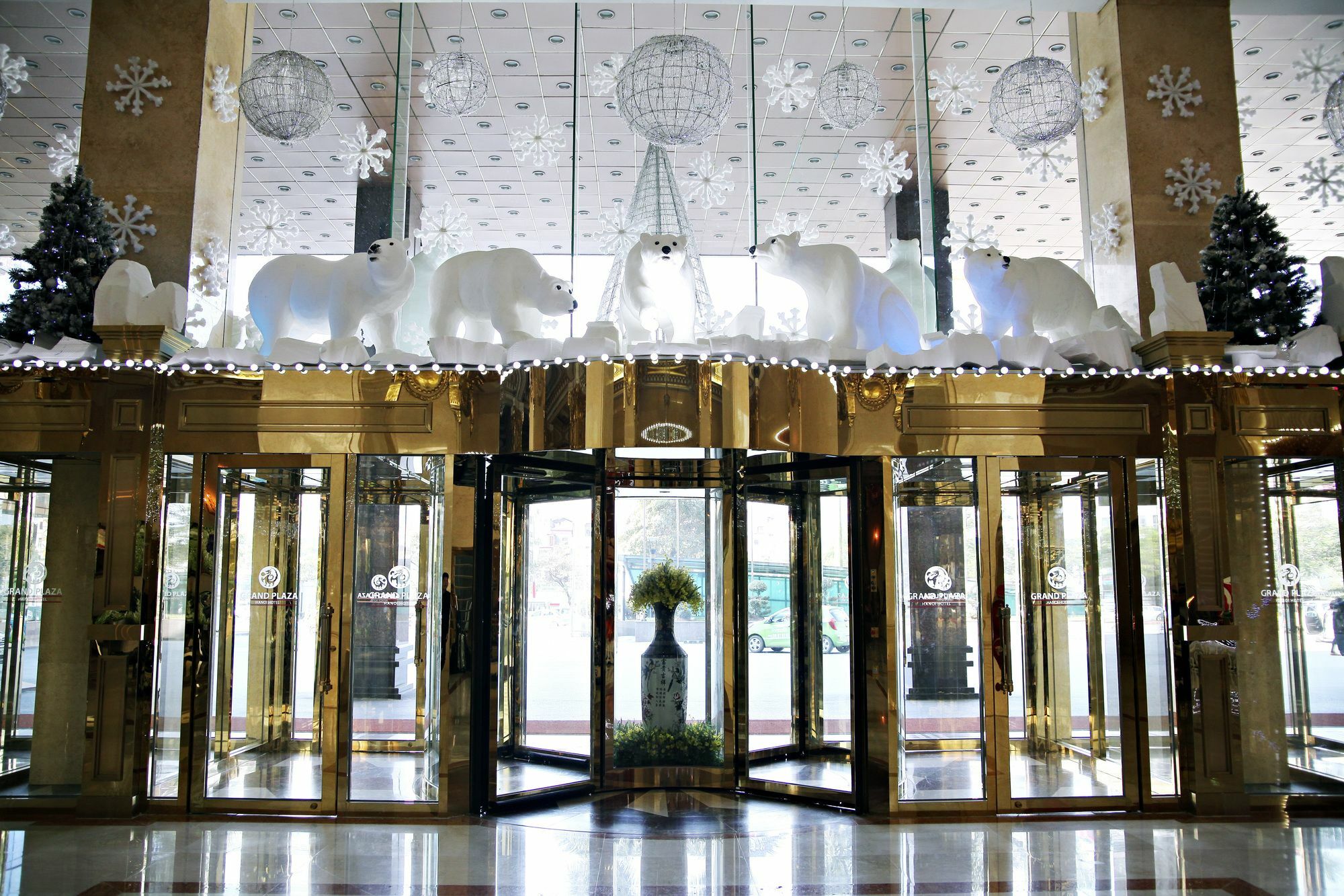 Grand Plaza Hotel Hanoï