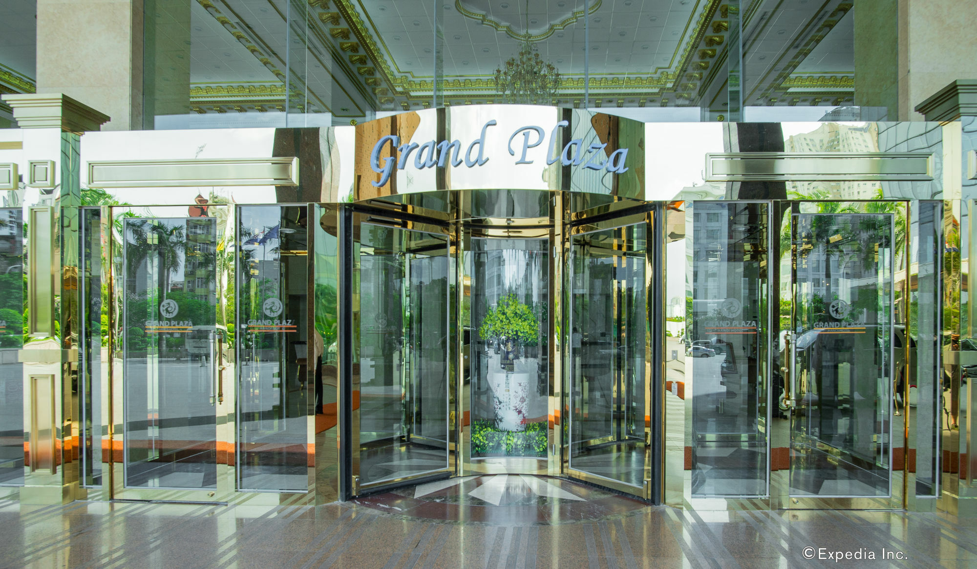 Grand Plaza Hanoï