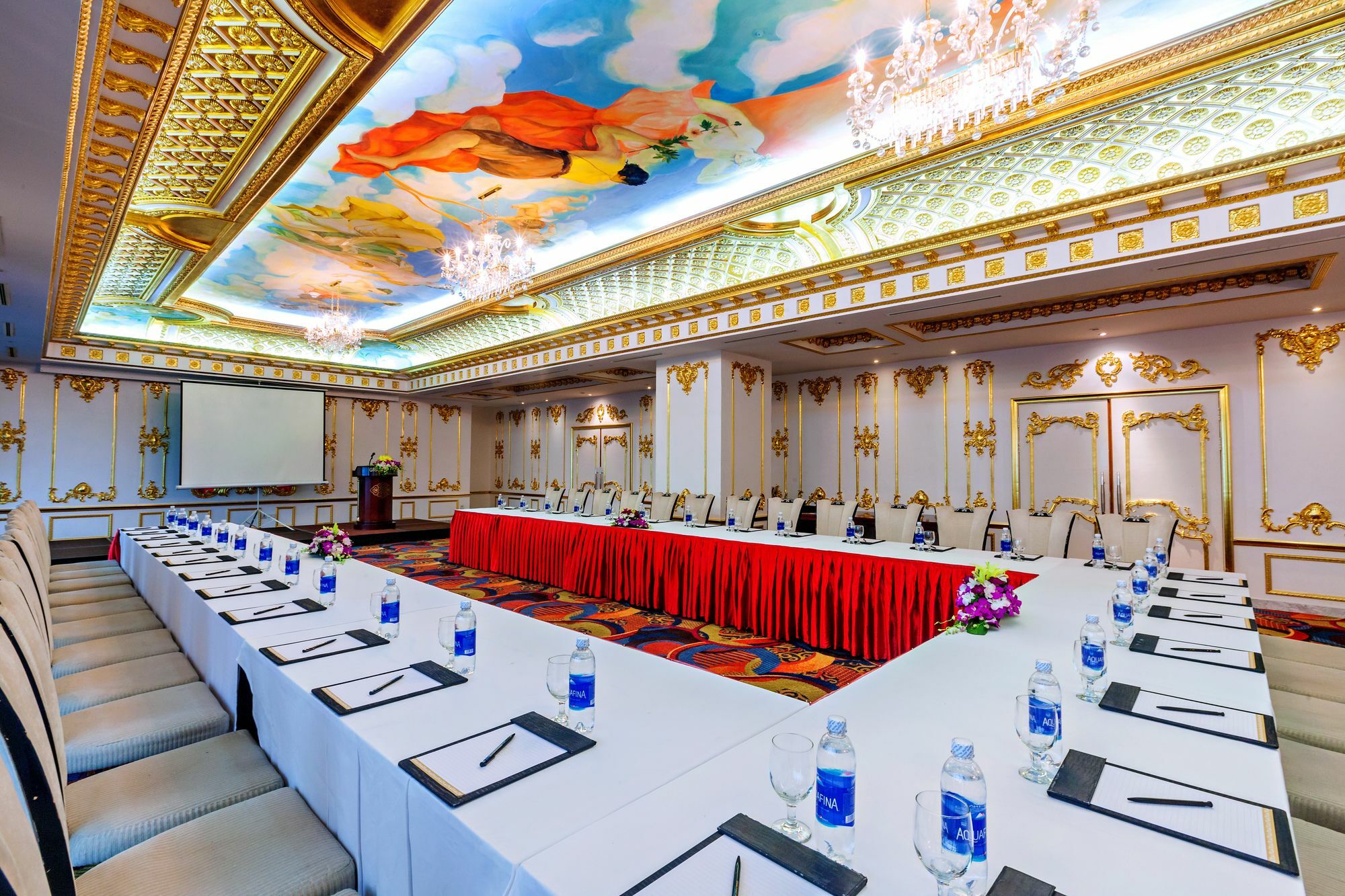 Grand Plaza Hanoï