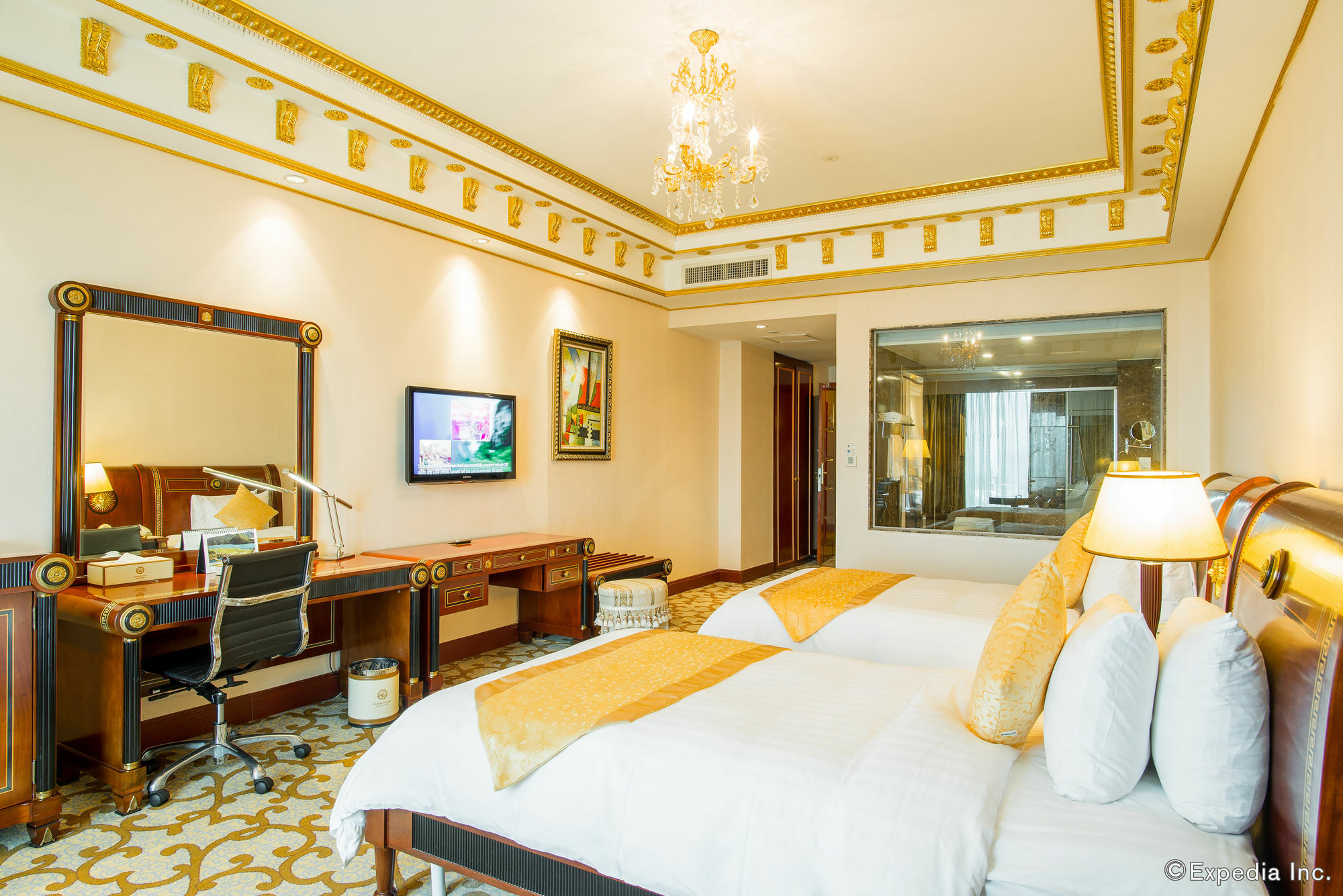 Grand Plaza Hotel Hanoï
